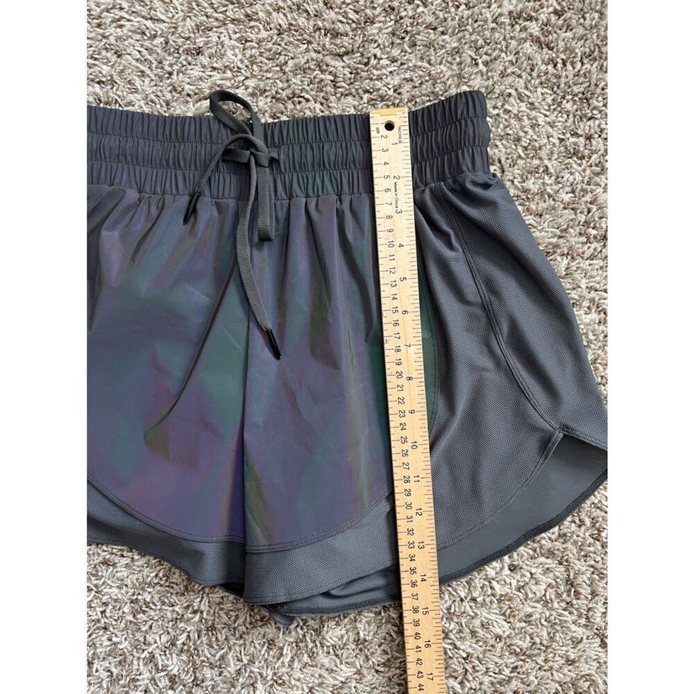 Like New! Curves N Combatboots Holographic Metallic Running Shorts S - Picture 11 of 12